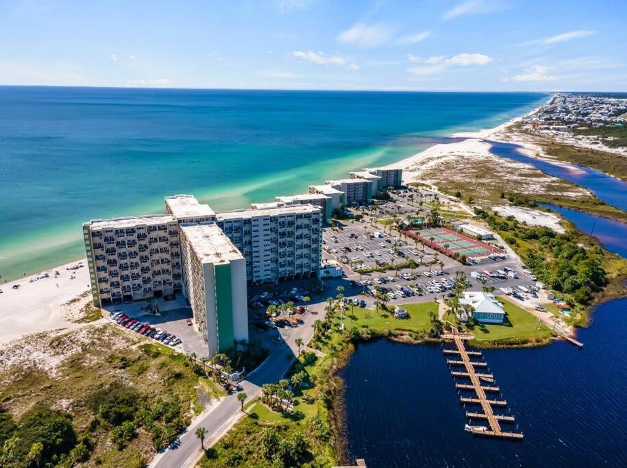 Sea Escape 2 Bedroom Beachfront At Pinnacle Port Panama City Beach Kültér fotó